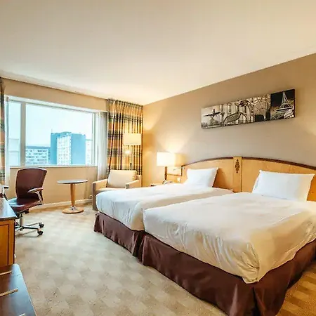 Hilton Paris Charles De Gaulle Airport 4* Roissy-en-France