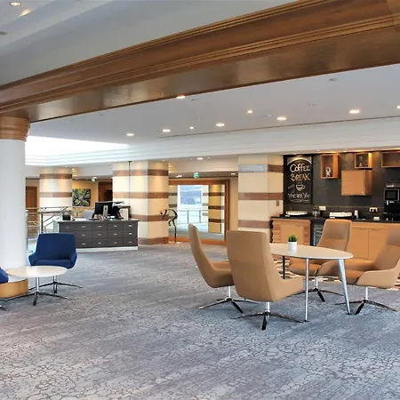 Hilton Paris Charles De Gaulle Airport Hotel 4*