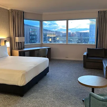Hilton Paris Charles De Gaulle Airport Hotel 4*